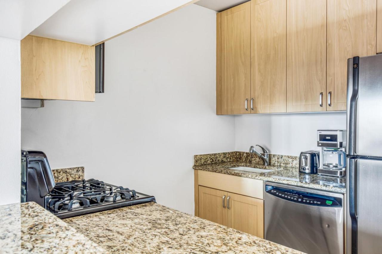 1br Nr Times Sq W Indoor Pool Doorman Nyc-35 *