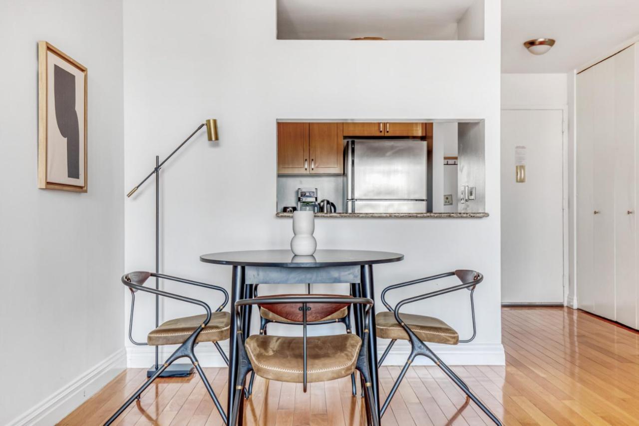 1br Nr Times Sq W Indoor Pool Doorman Nyc-35 Apartment *