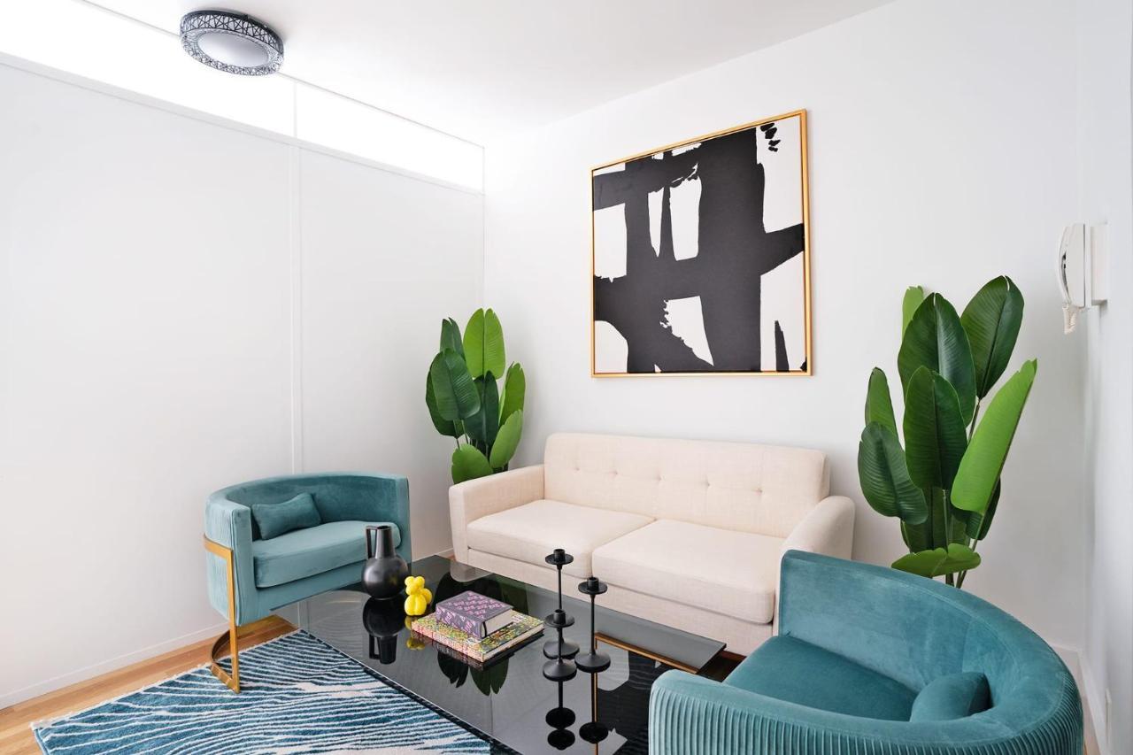 444-3f Newly Renovated 1br In Hell's Kitchen Apartment New York