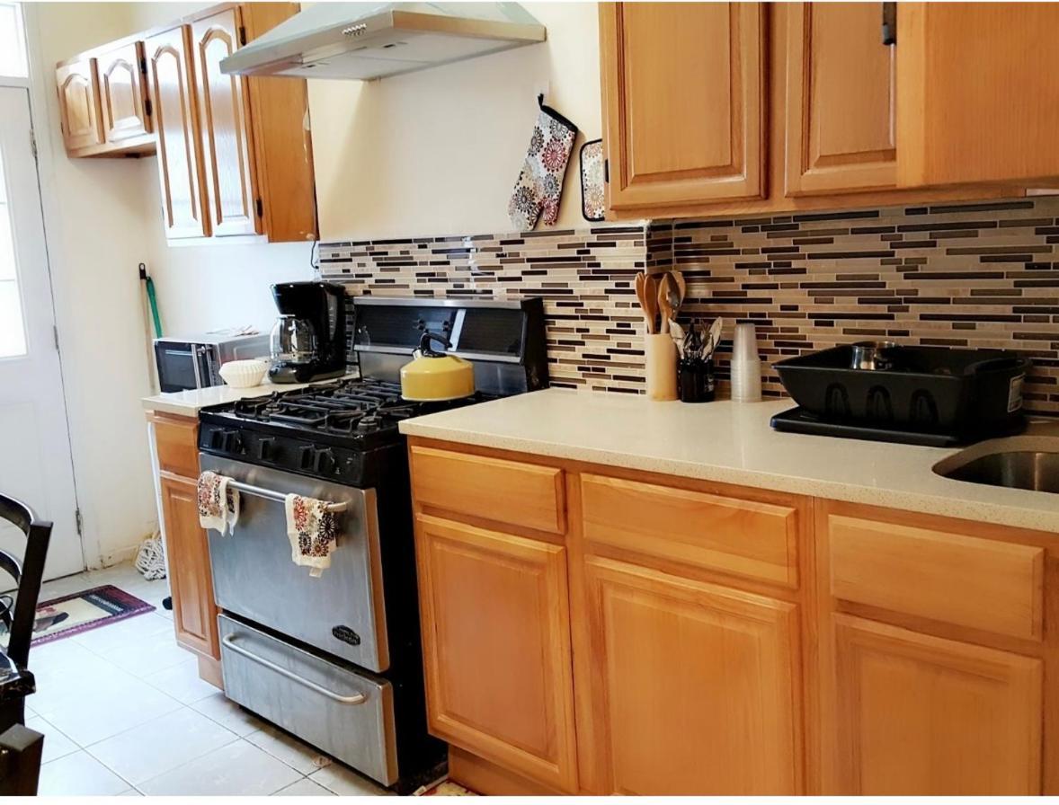 2 Spacious Oasis To Choose From 20 Min From Manhattan In A Quiet Neighborhood Apartment