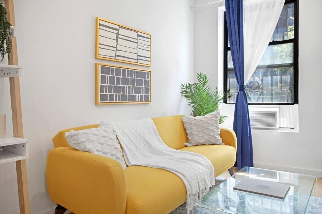 69-2c Brand New Prime Lower East Side 1br *