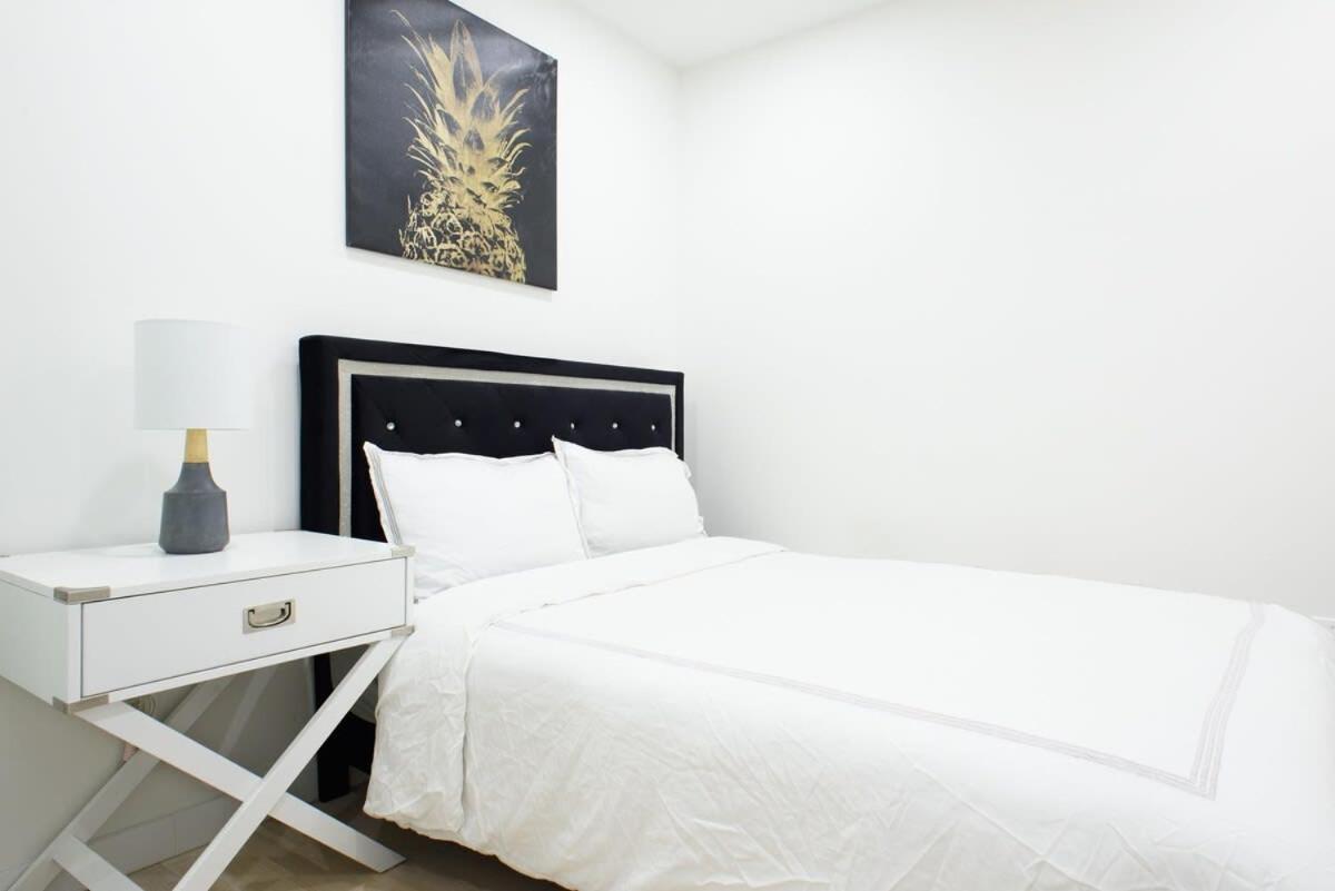 75-4a Brand New 3br Prime Ues W D In Unit *
