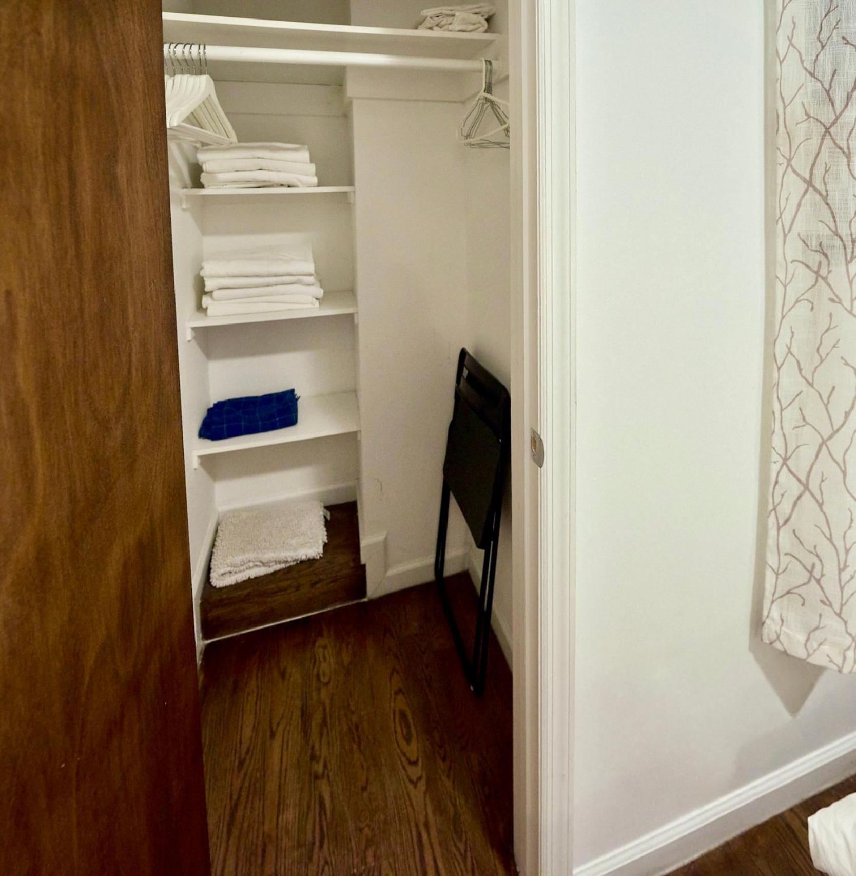 Cozy Familyfriendly With 2 Bedrooms * New York