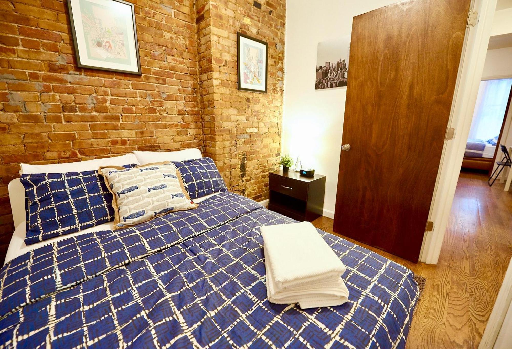 Cozy Familyfriendly With 2 Bedrooms * New York