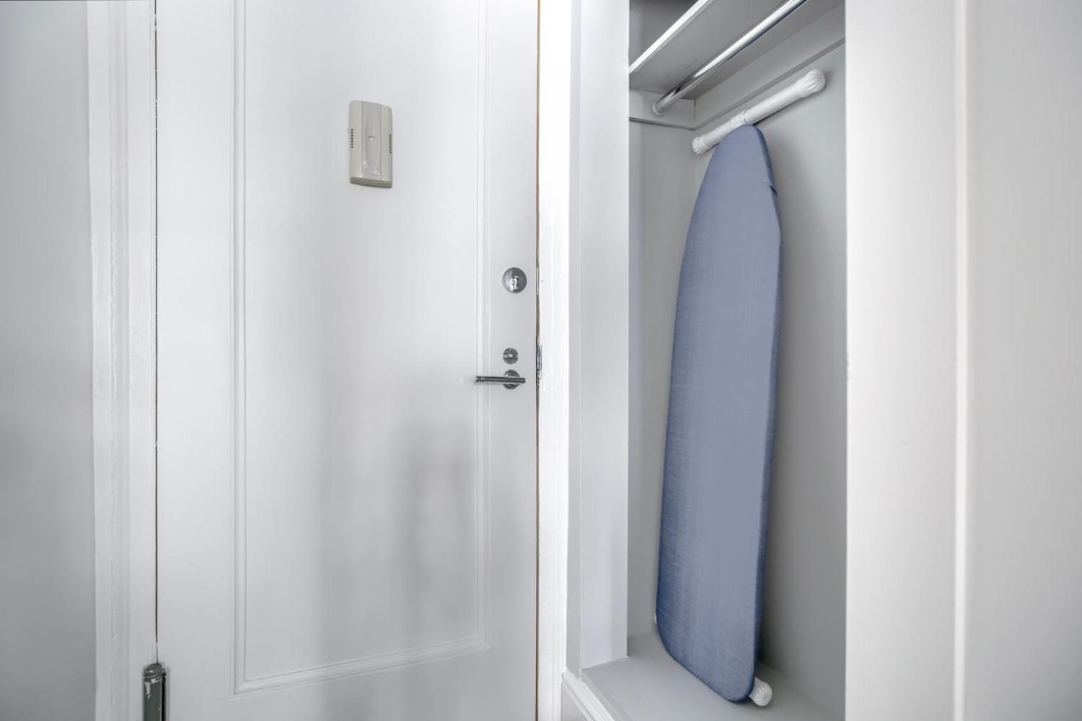 Uws 1br W Elevator Doorman Gym Nr Park Nyc-963 New York