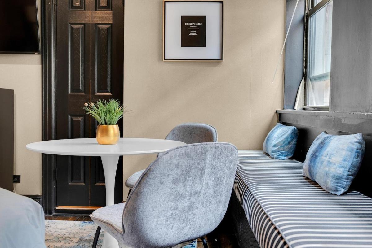 Apartment Delightful Desired Location Times Square New York