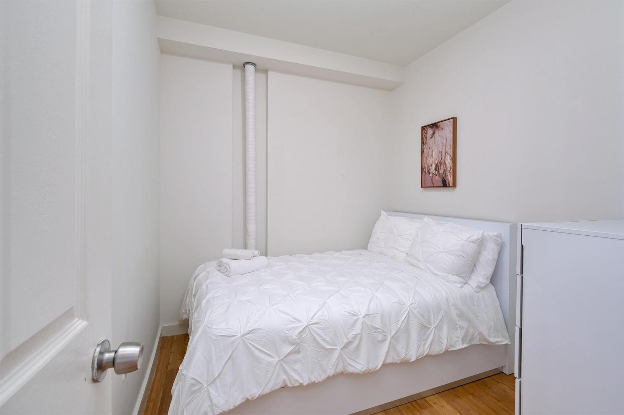 Bright And Sunny 3br Cozy Apartment