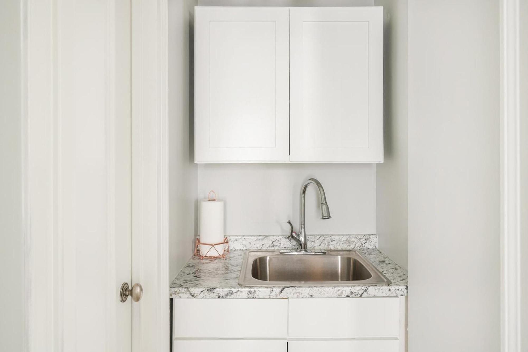 Apartment 73-406 New 1br 1bth Uws Doorman Gym *