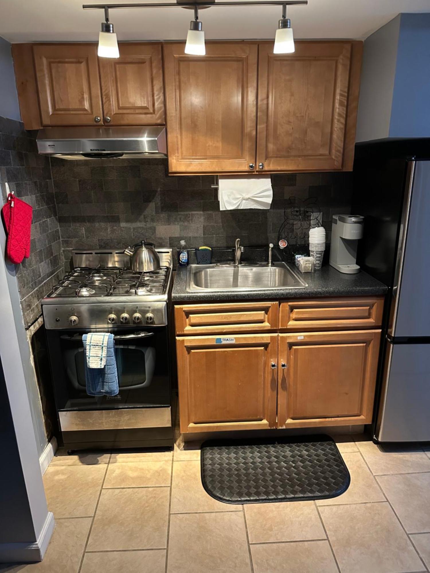 Apartment Morris Park Area New York