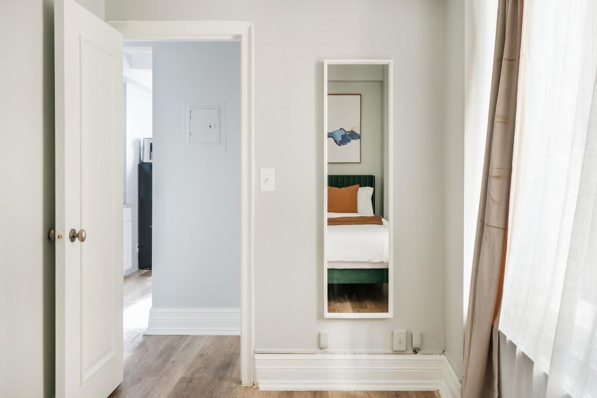 73-608 New 1br 1bth Uws Doorman Gym Apartment