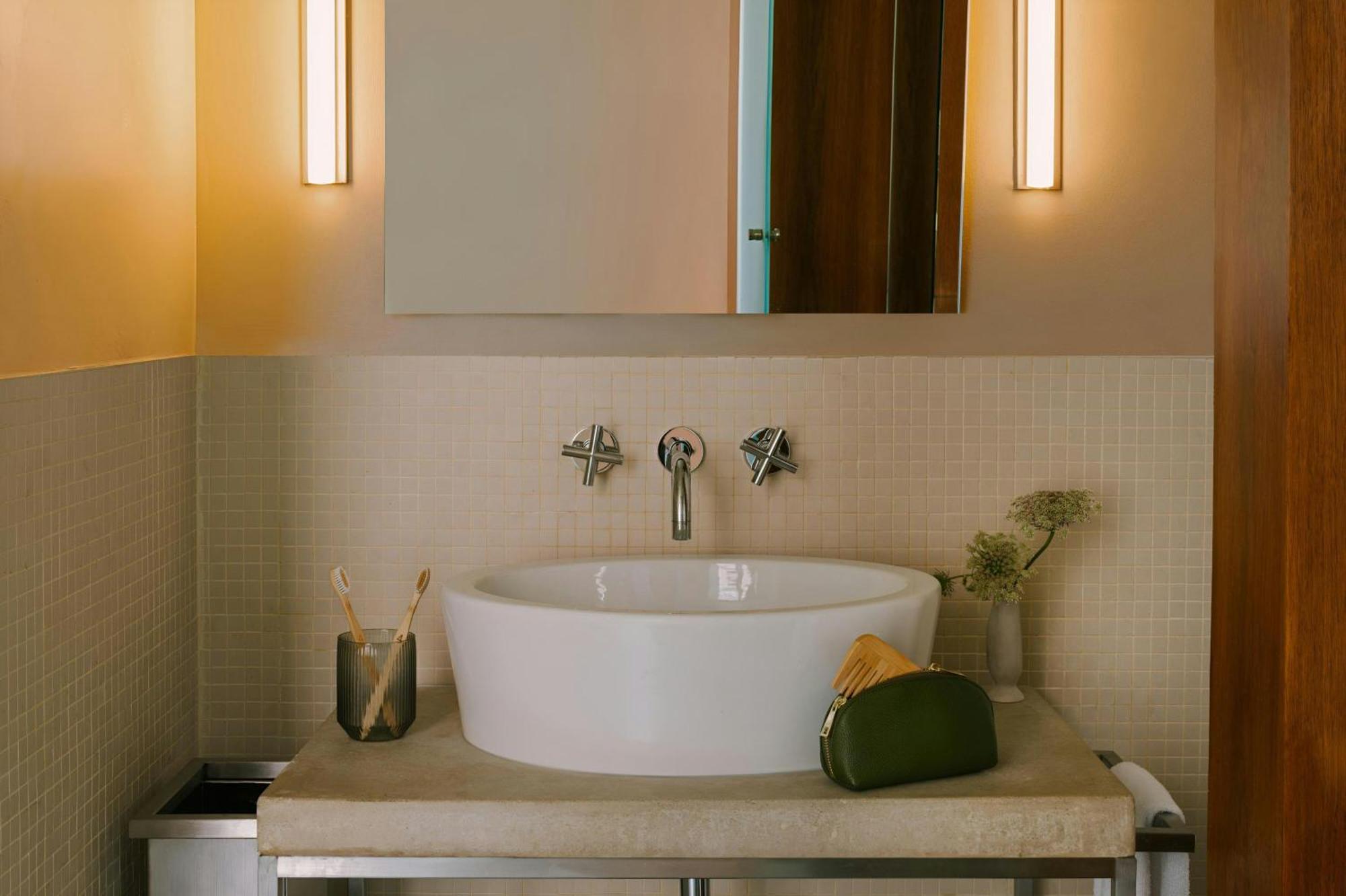 Chambers Hotel Central Park South, Sonder 4*