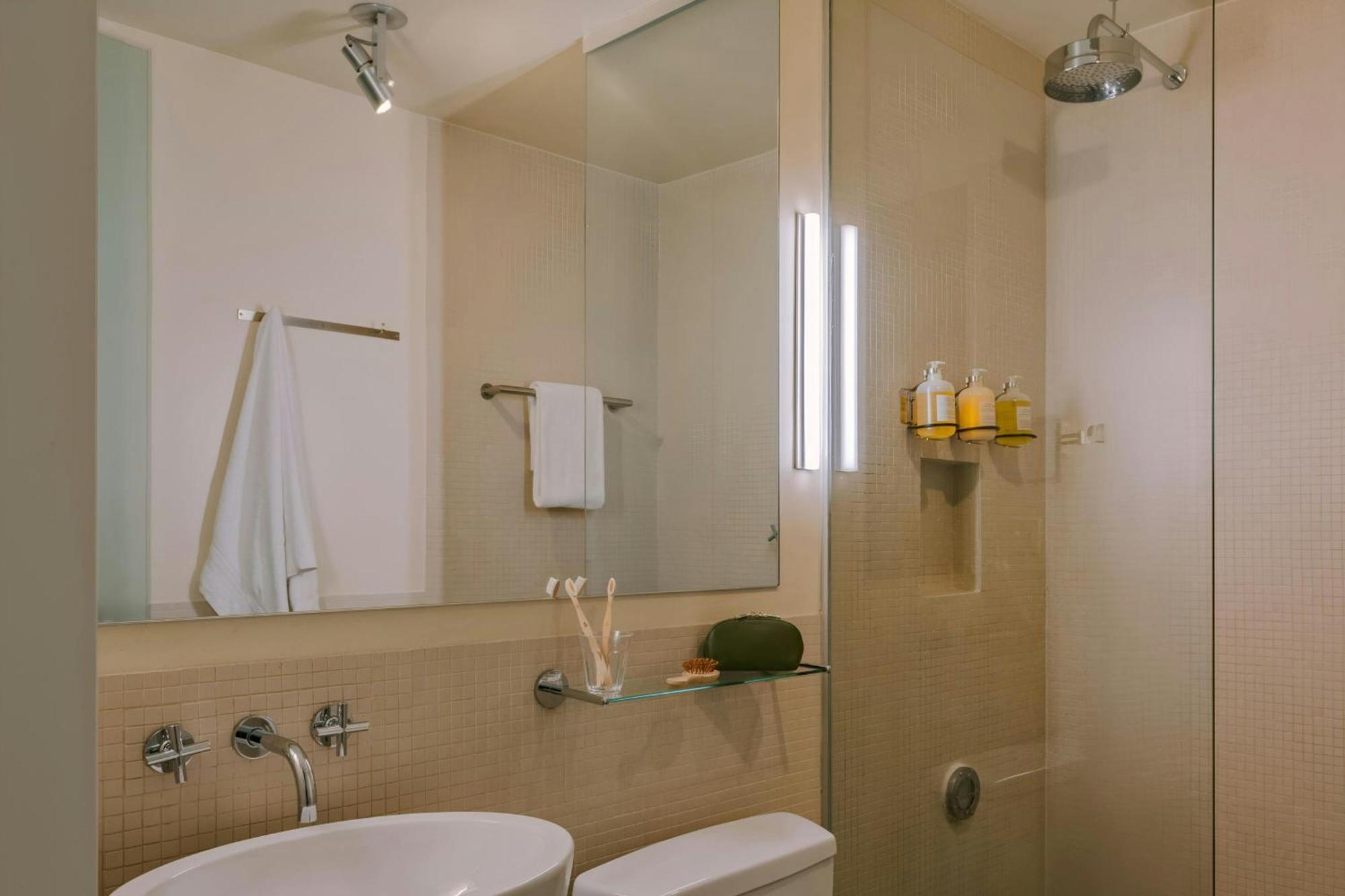Hotel Chambers Hotel Central Park South, Sonder New York