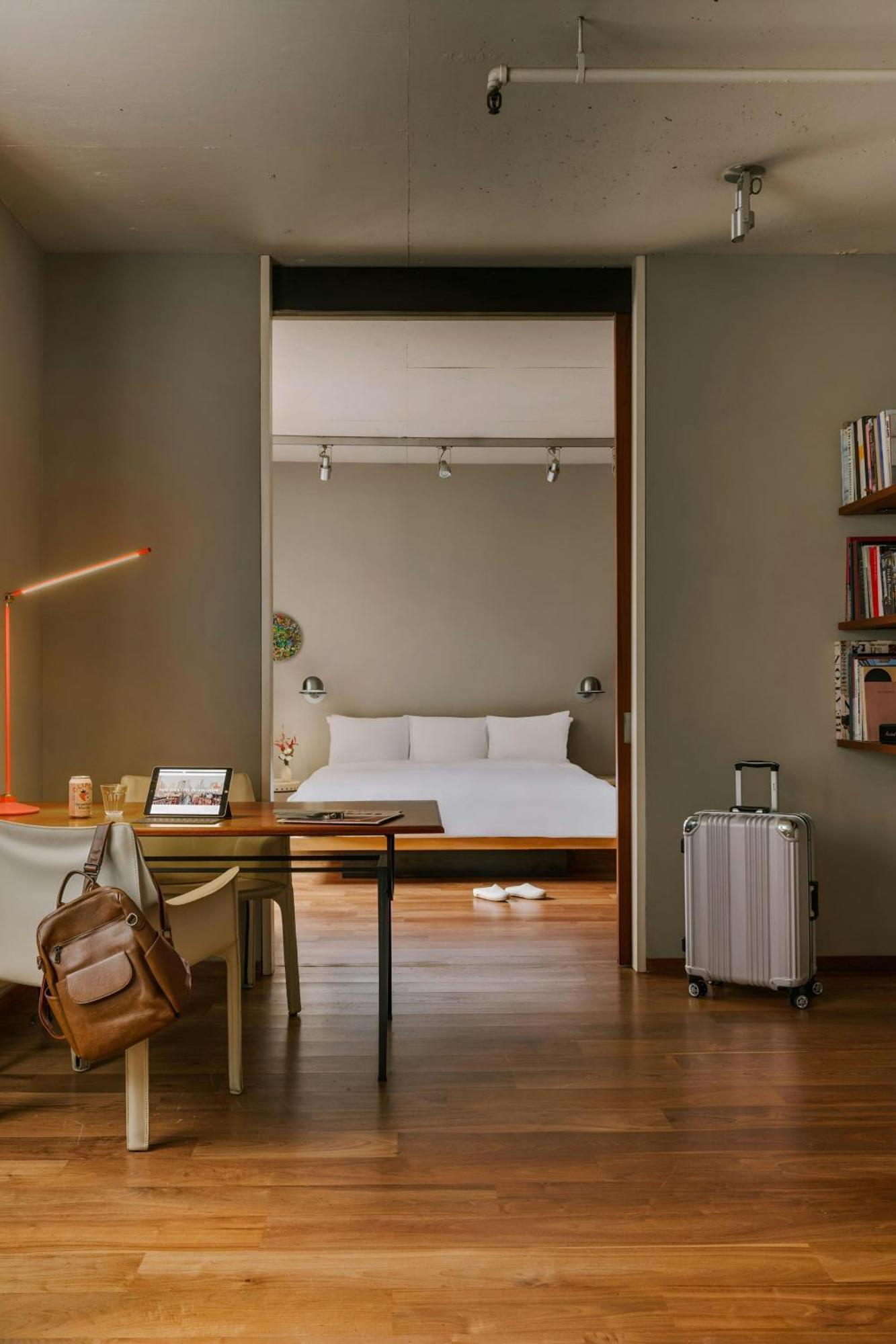 Chambers Hotel Central Park South, Sonder New York