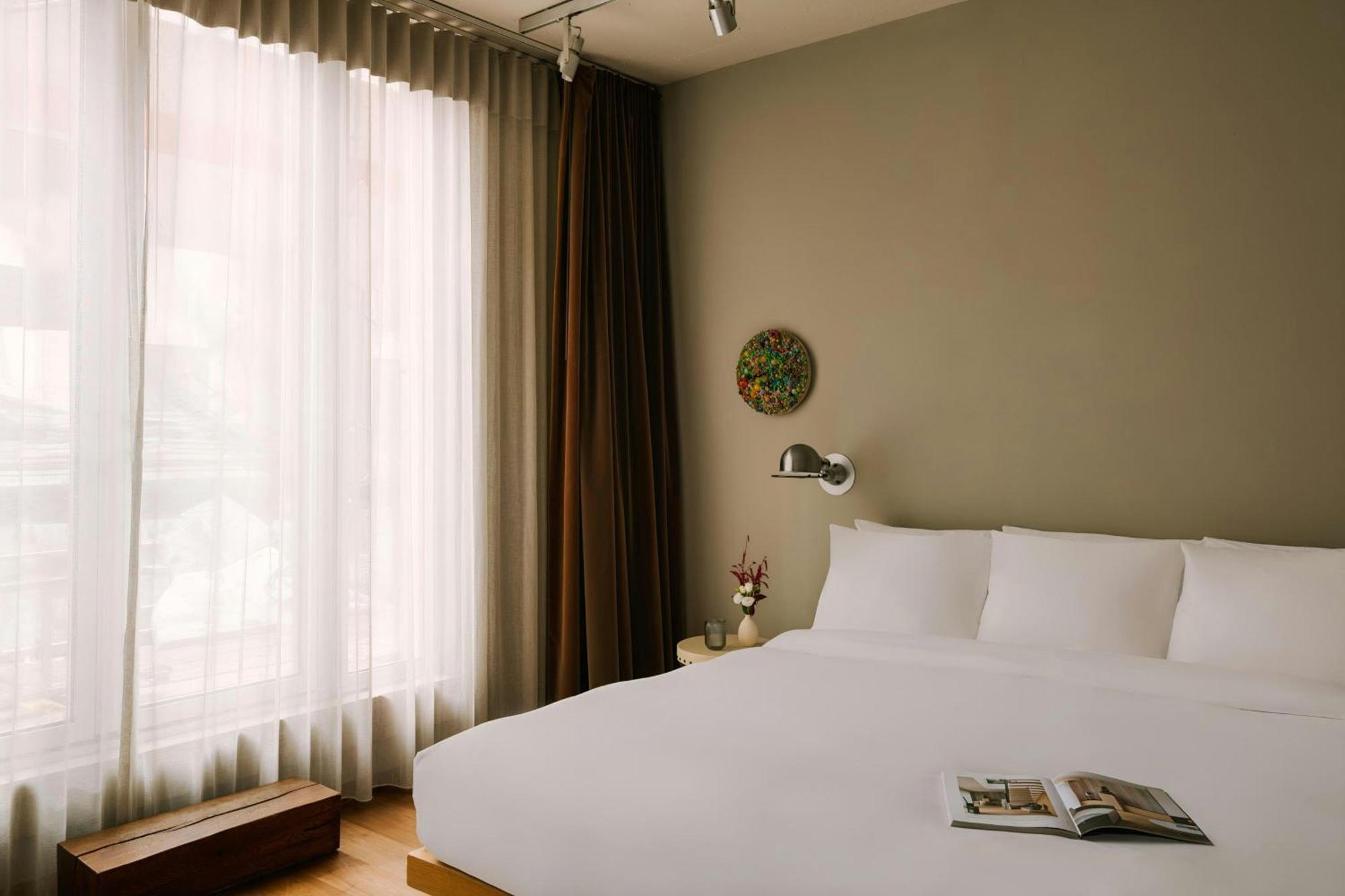 Hotel Chambers Hotel Central Park South, Sonder