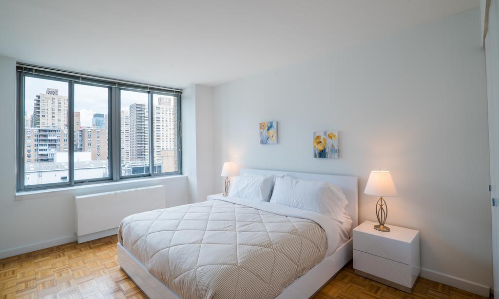 Lincoln Center Luxury Apartment